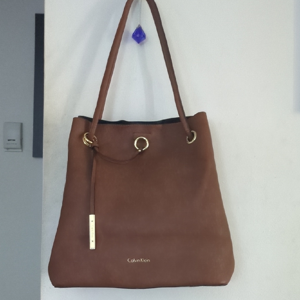Calvin Klein Tan Tote Bag with Gold Accents - Picture 1 of 7